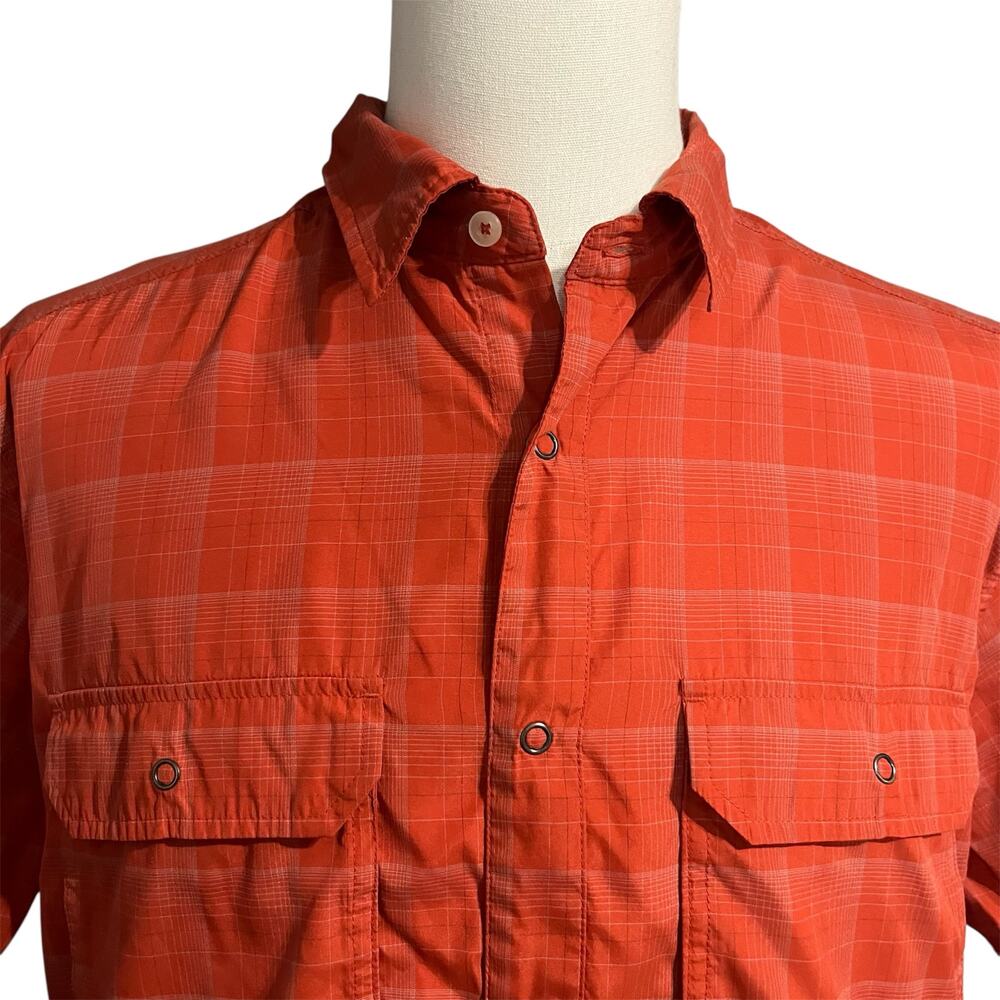 Patagonia Men's Orange Plaid Performance Hiking Button Down Shirt Sz L Tiny FLAW